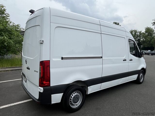 Škatla za dostavna vozila visoka + dolga Mercedes-Benz Sprinter 211 CDI Kasten Ho&La Klima