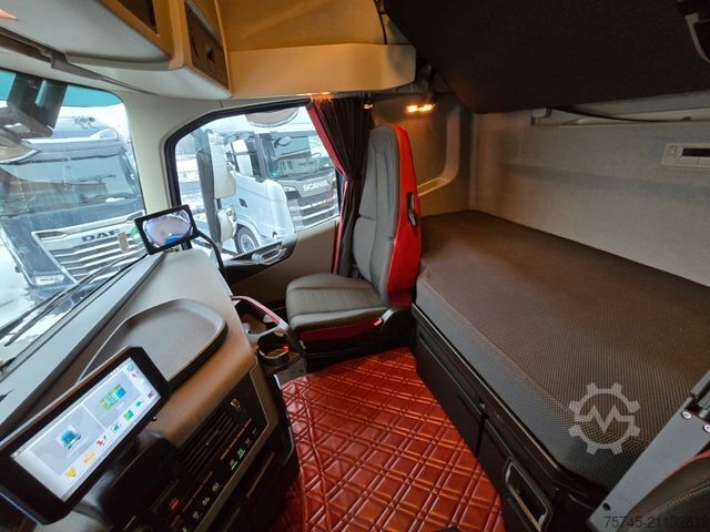 Standard dragbil VOLVO FH 500*TOP*ACC * 2X TANK * SPURASS. * STANDKLIMA