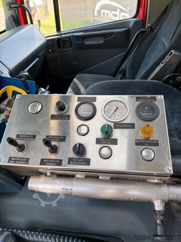 Cistercijsko vozilo za vakuumsko izvlačenje DAF CF 85.430 8x4 Saug-Druck Kombispüler