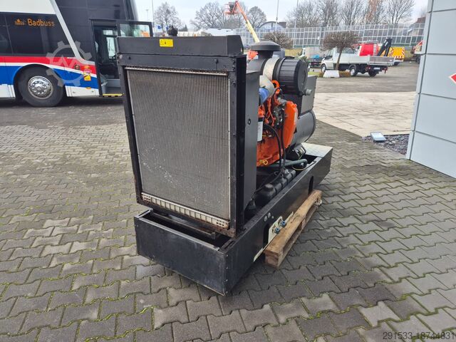 Gerador de emergência Meccanotecnica Mecc Alte ECP 34 / 126 kVa