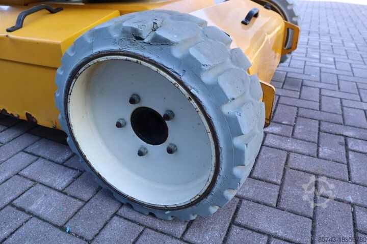 Articulated boom lift Snorkel A38E Electric, 13.5m Working Height, 6.1m Reach, 2