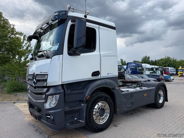 खतरनाक सामग्री ट्रक MERCEDES-BENZ Actros 1853 LS/Retarder/Hydraulik/ADR GEFAHRGUT