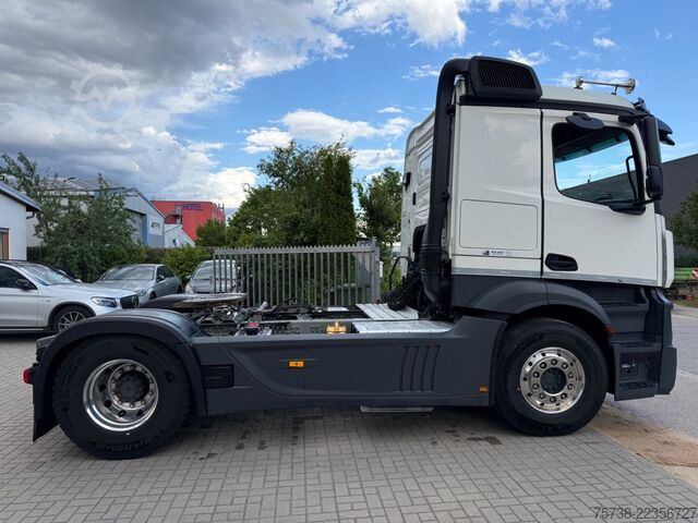 खतरनाक सामग्री ट्रक MERCEDES-BENZ Actros 1853 LS/Retarder/Hydraulik/ADR GEFAHRGUT