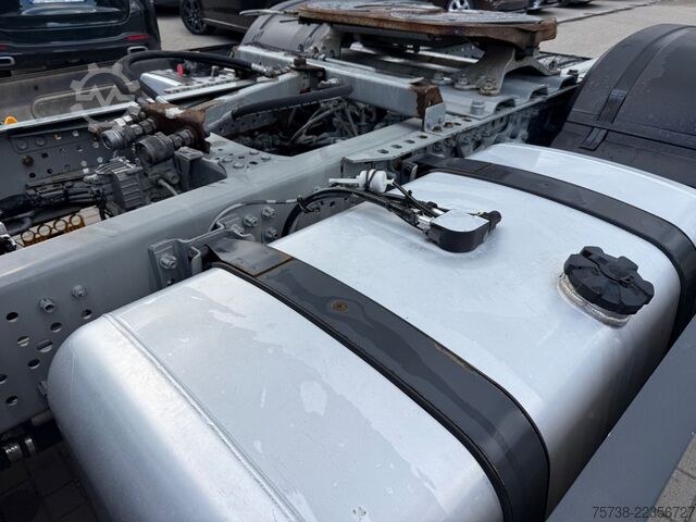 खतरनाक सामग्री ट्रक MERCEDES-BENZ Actros 1853 LS/Retarder/Hydraulik/ADR GEFAHRGUT