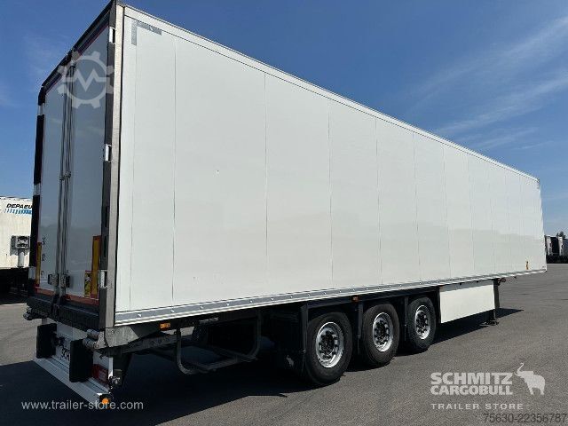 Рефрижераторный полуприцеп Schmitz Cargobull Semitrailer Reefer Standard