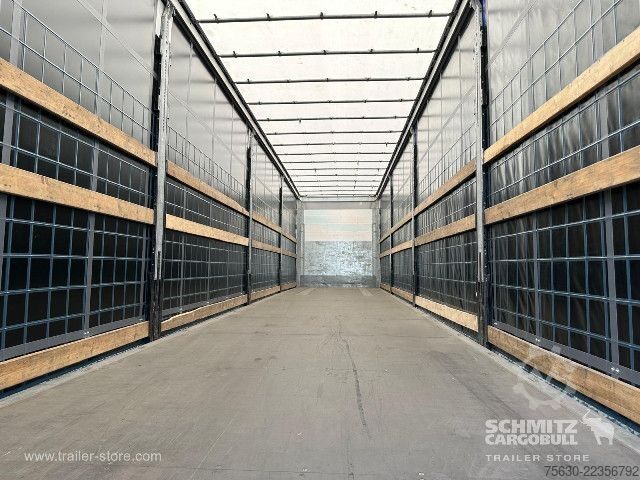 Открытый полуприцеп с тентом Schmitz Cargobull Semitrailer Curtainsider Standard Hayon