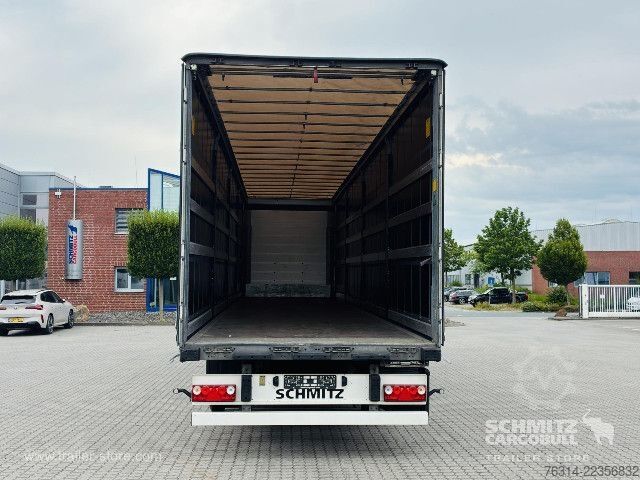 幌付きオープンセミトレーラー Schmitz Cargobull Curtainsider Standard Getränke
