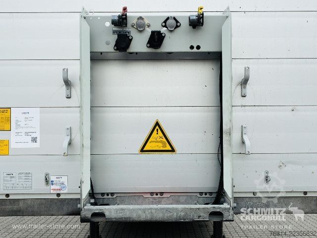 幌付きオープンセミトレーラー Schmitz Cargobull Curtainsider Standard Getränke