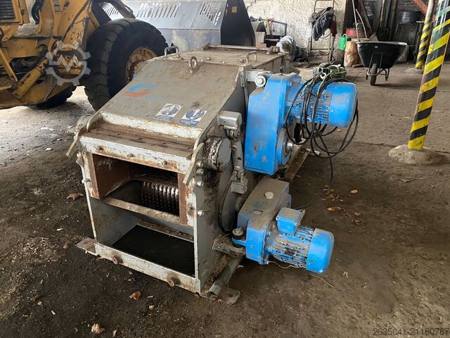 Medienos smulkintuvas DREVOINDUSTRIA S 200X500 - R1/55