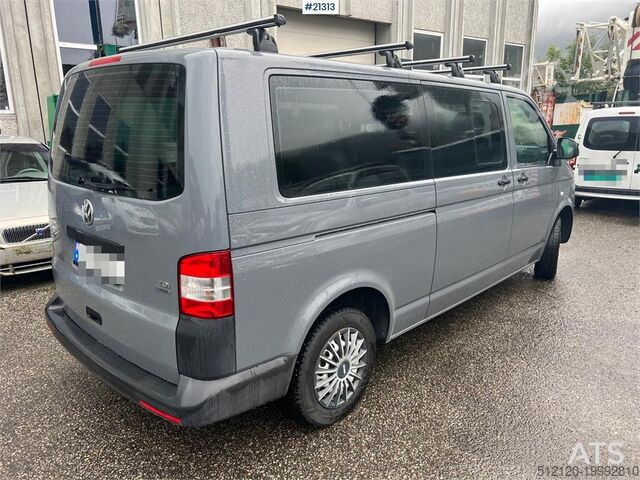 Minibus Volkswagen combi 9 seater minibus