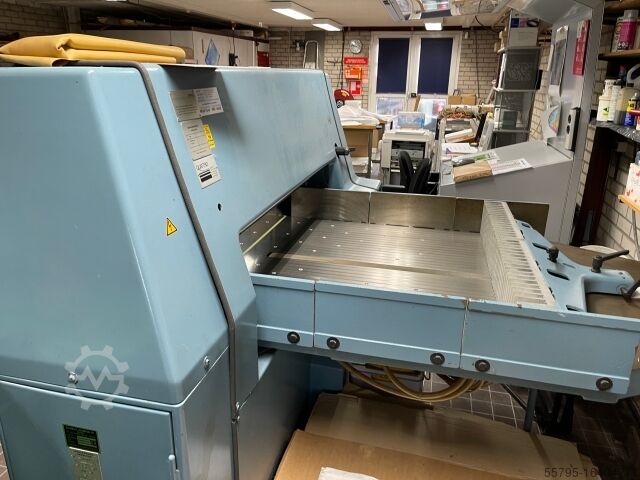 Papier snijmachine Wohlenberg MCS-2 TV.