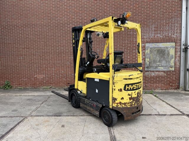 Elektrisk firehjulsgaffeltruck Hyster E2.5XN MWB