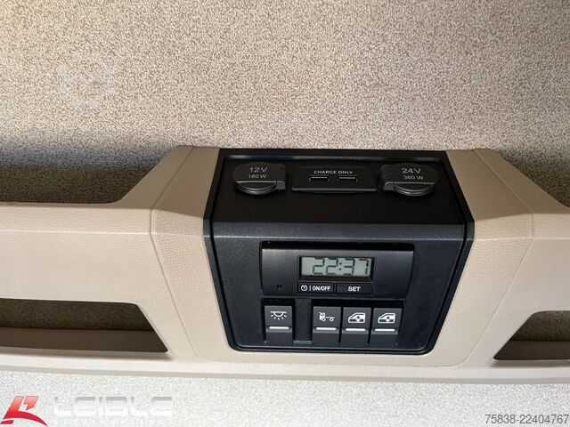 标准牵引车头 MAN TGX 18.500 XXL BLS*Lion Edition*Leder*Retarder*