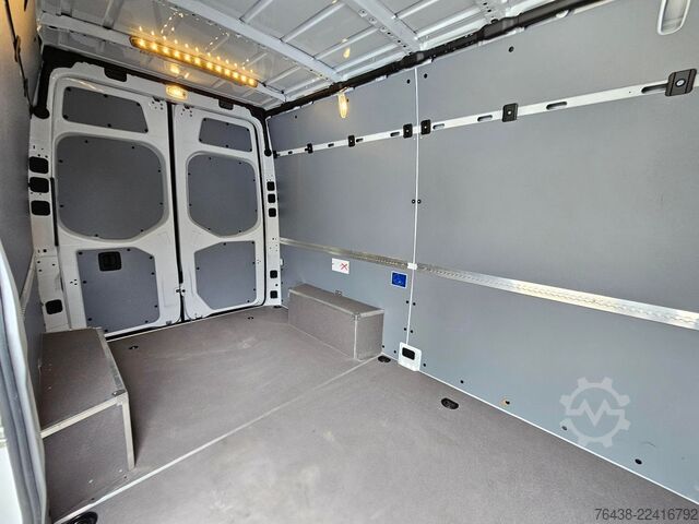 Panelová dodávka MERCEDES-BENZ Sprinter 317 CDI 7°°°KM|9G|360°KAM|SCHWINGSITZ
