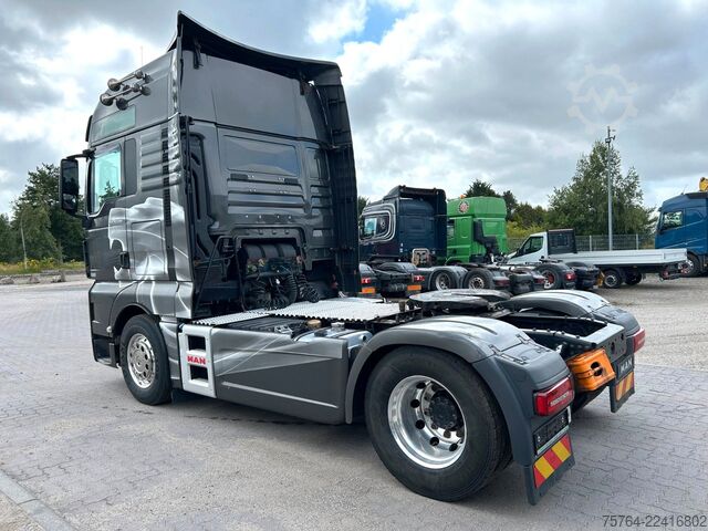 Standardne veomasin MAN TGX 18.520 mit 2-Kreis-Hydraulik / XXL-Haus