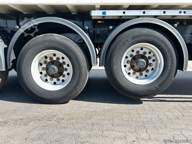 Tipper semitrailer LANGENDORF 52,5m³ Kippauflieger / Kombitür / 2x Schieber