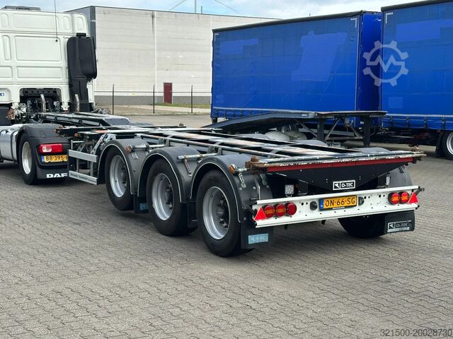 Transport de conteneurs D-TEC Multi Container Chassis / Lift-As / 04-2026 Apk!