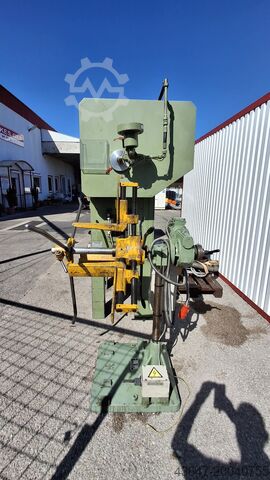 машина за щанцоване, ексцентрична преса Haulick RVD 32-540 HS