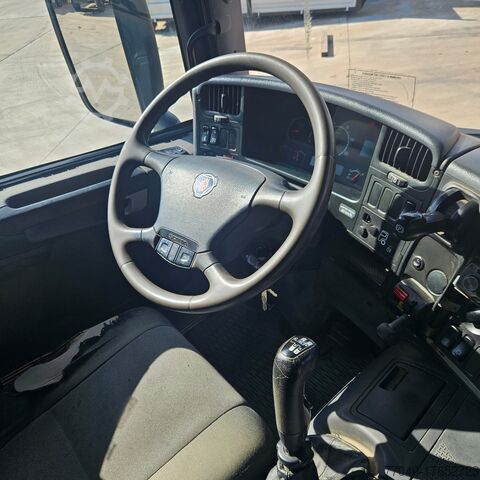 Dizalica za kamione SCANIA P270 DB4X2