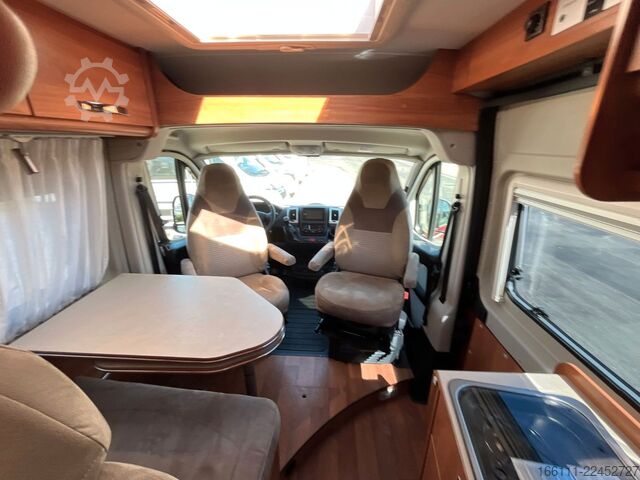 Kamper GLOBECAR Globescout - Festbett - Markise - Klima - AHK -