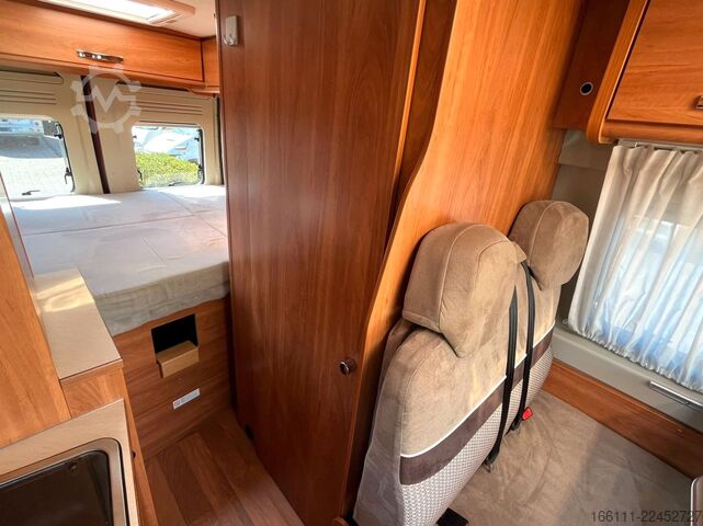Kamper GLOBECAR Globescout - Festbett - Markise - Klima - AHK -