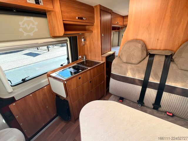 Kamper GLOBECAR Globescout - Festbett - Markise - Klima - AHK -