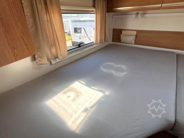 Poluintegrirani kamper EURAMOBIL Profila T 650 EB - Hub/Einzelbetten - Klima -