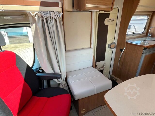Poluintegrirani kamper EURAMOBIL Profila T 650 EB - Hub/Einzelbetten - Klima -