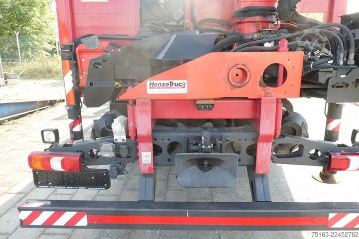 Lastbilsmonterad kran MERCEDES-BENZ Antos 1830 L Pritsche Heckkran Funk