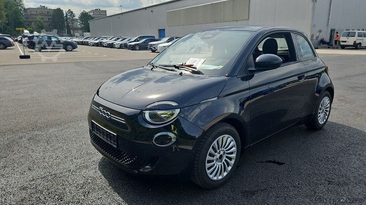 فان FIAT 500 e Red Paket Komfort