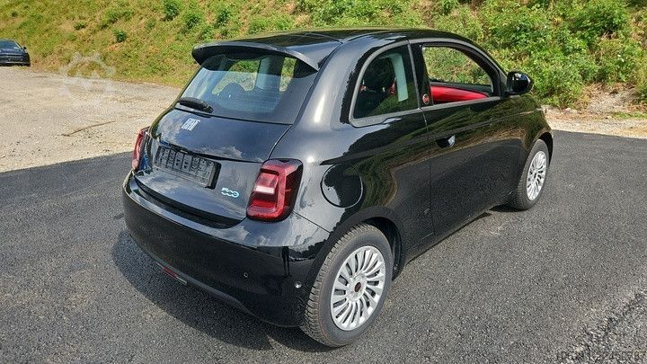فان FIAT 500 e Red Paket Komfort