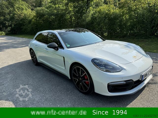 حافلة صغيرة PORSCHE Panamera GTS Sport Turismo