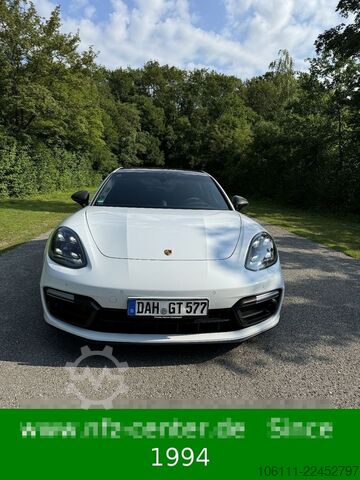 حافلة صغيرة PORSCHE Panamera GTS Sport Turismo