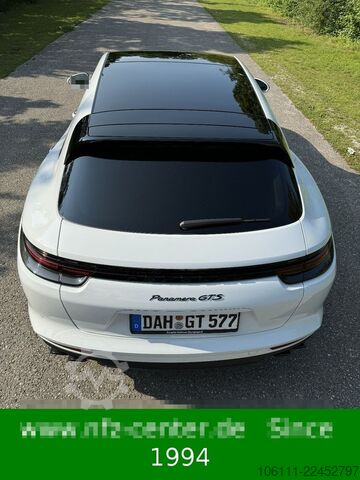 حافلة صغيرة PORSCHE Panamera GTS Sport Turismo
