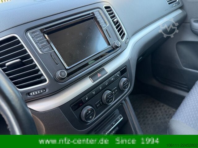 حافلة صغيرة VW Sharan Comfortline BMT/Start-Stopp DSG 2,0TDI