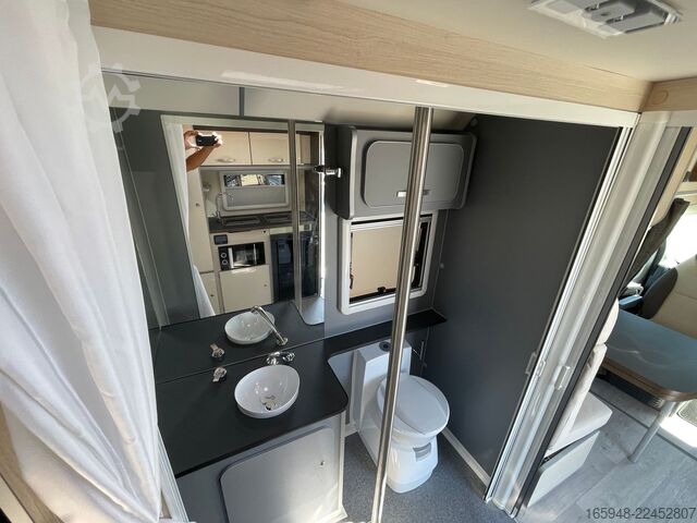 عربة تخييم شبه مدمجة ACROSS AERO 651 CPH | *Rollstuhlgerecht mit hydr. Lift*