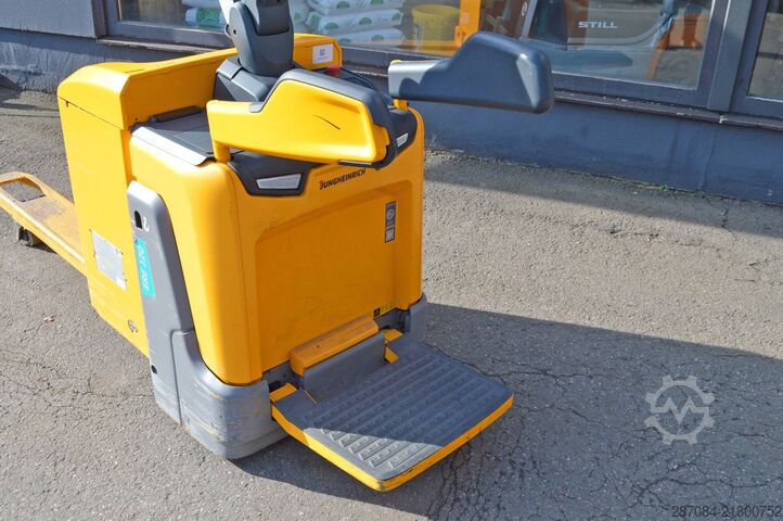 Porta-paletes manual Jungheinrich ERE 120