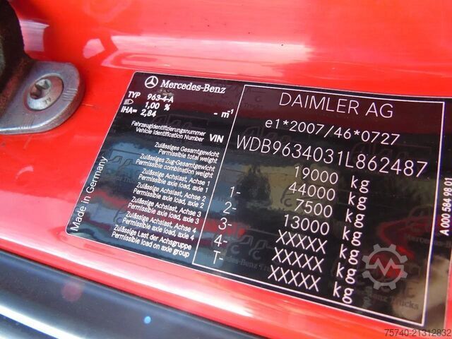 Estándar-SZM Mercedes-Benz Actros 1933 + SPOILER