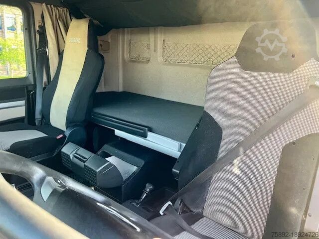 Standard-SZM MAN TGX 18.500 Retarder / Voll Luft / Eu6 /2 x Tank