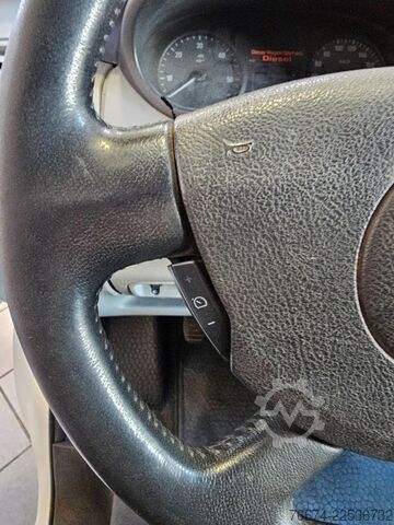 Kastenwagen OPEL Vivaro Kasten L2H1 2,9t AHK