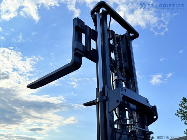 Carretilla retráctil de 4 vías Combilift C14000 DUPLEX 3600 FREE LIFT POSITIONER