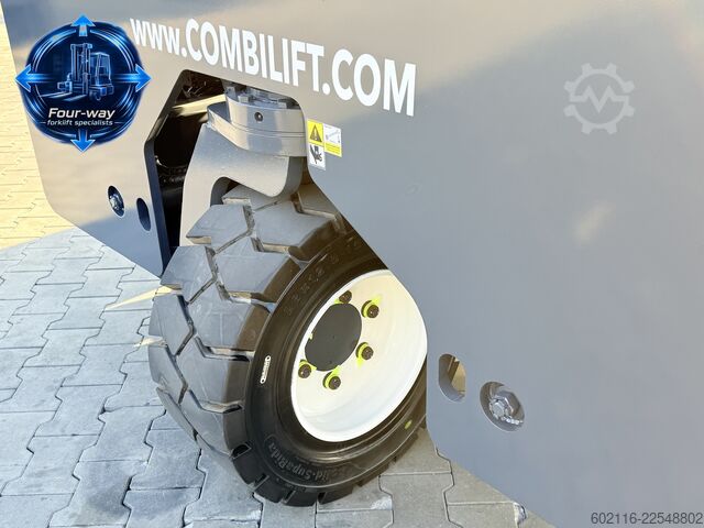 чотири-напрямний навантажувач Combilift C5000XL GAS TRIPLEX 6920 FREE-LIFT CABIN