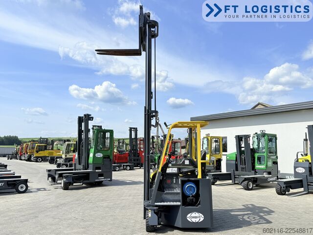 чотири-напрямний навантажувач Combilift CB3000 GAS DUPLEX 4000MM POSITIONER