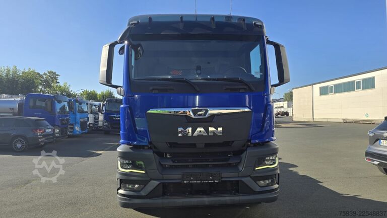 Шасі вантажівки MAN TGS 26.430 6x2