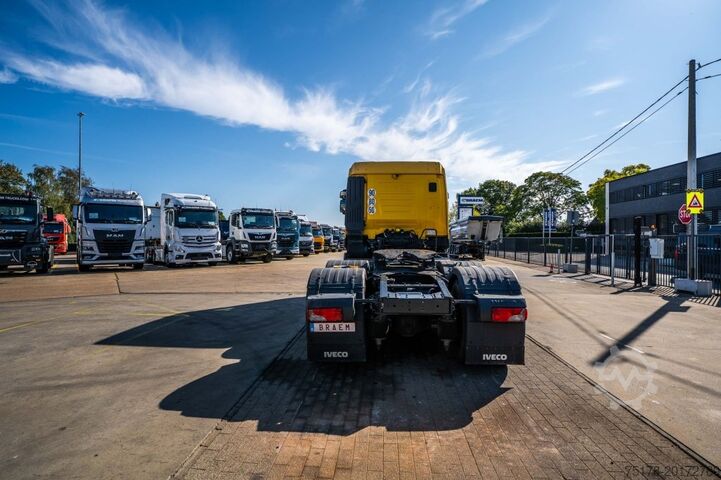 Standard tractor IVECO 570 W-WAY + INTARDER+HYDR.