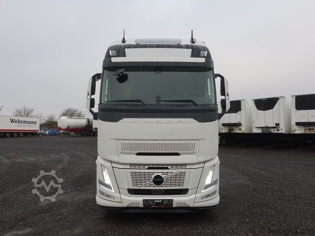 Стандартный седельный тягач Volvo FH 500 Aero Euro 6 Globetrotter XL Leder Mikrowell