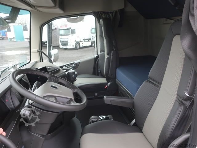 Стандартный седельный тягач Volvo FH 500 Aero Euro 6 Globetrotter XL Leder Mikrowell