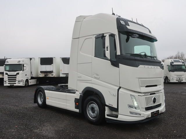 Стандартный седельный тягач Volvo FH 500 Aero Euro 6 Globetrotter XL Leder Mikrowell