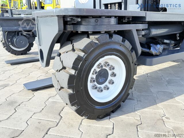 čtyřcestný vysokozdvižný vozík Combilift C4000 / GAS / DUPLEX 4100 / POSITIONER