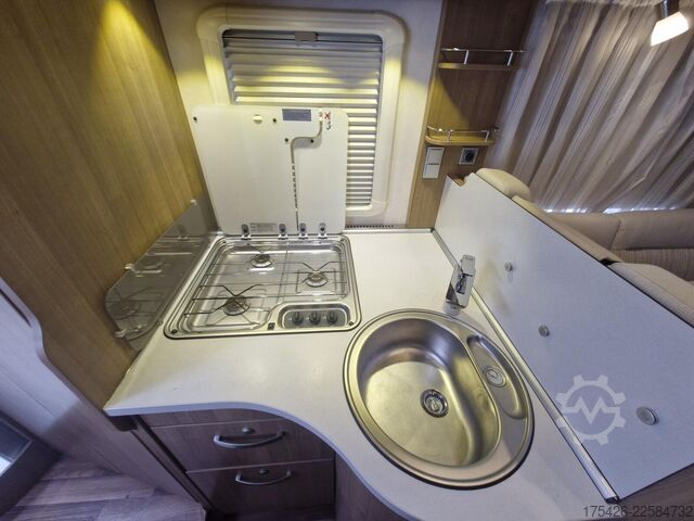 Gjysmë e integruar kamping-makinë HYMER/ERIBA Tramp CL 554 * Komfort-Line Paket*SAT+TV*